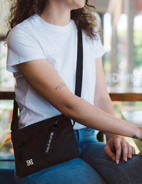 Bolsa crossbody Sherpani Zoom para mujer