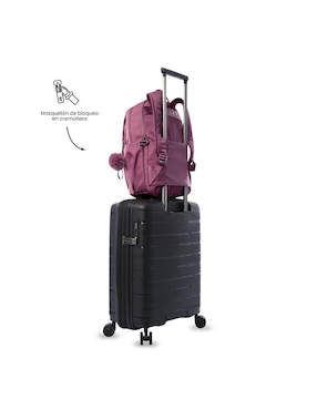 Mochila con portalaptop Totto Adelaide impermeable para mujer