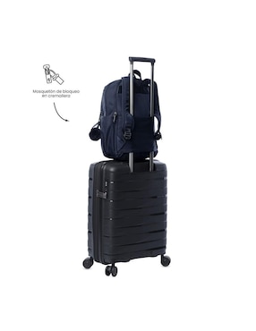 Mochila con portalaptop Totto Adelaide impermeable para mujer