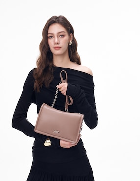 Bolsa flap H&CO Alessa para mujer