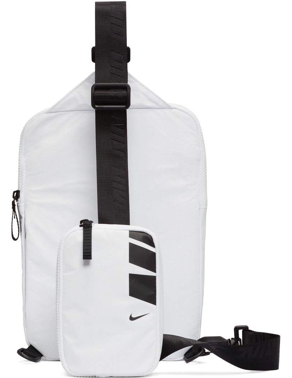 Cangurera Nike blanca con Liverpool.com.mx