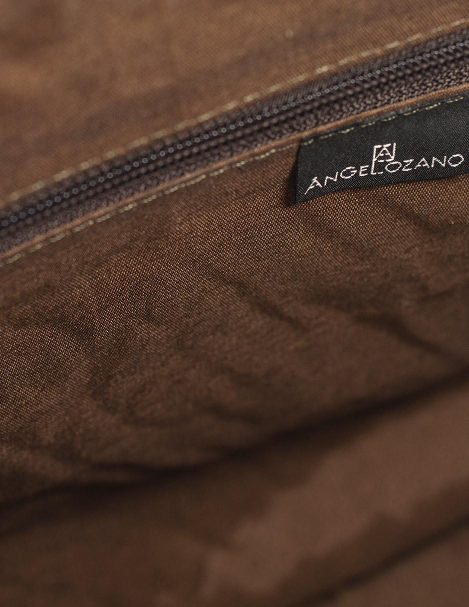 Bolsa tote piel café Flora con grabado y tapa de broche con telar 7