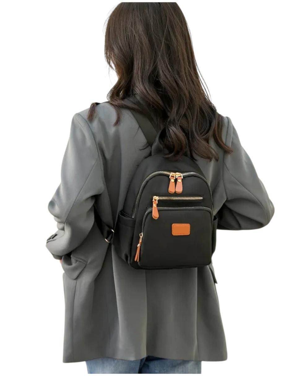 Mochila casual impermeable unisex 3