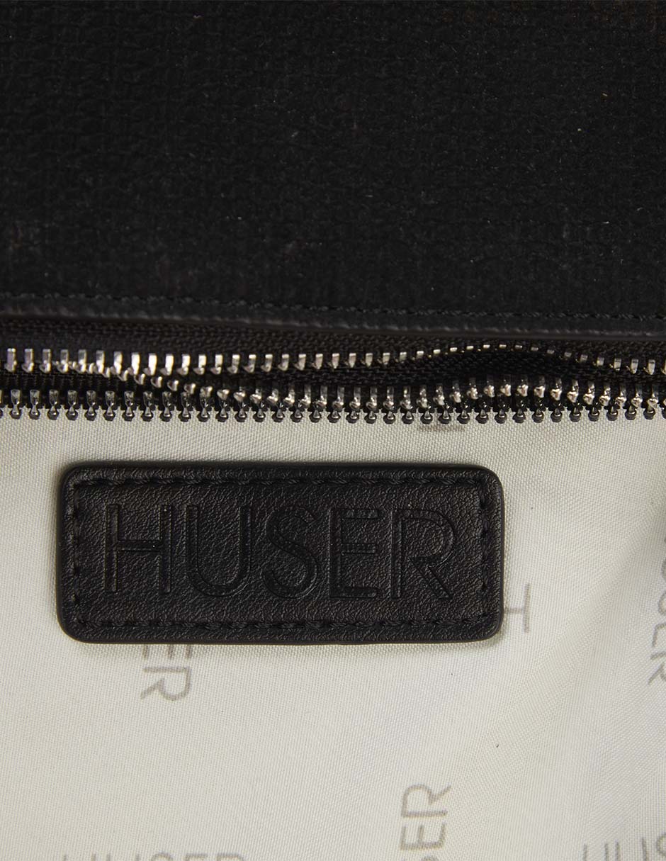 SHOULDER HUSER, NEGRO
