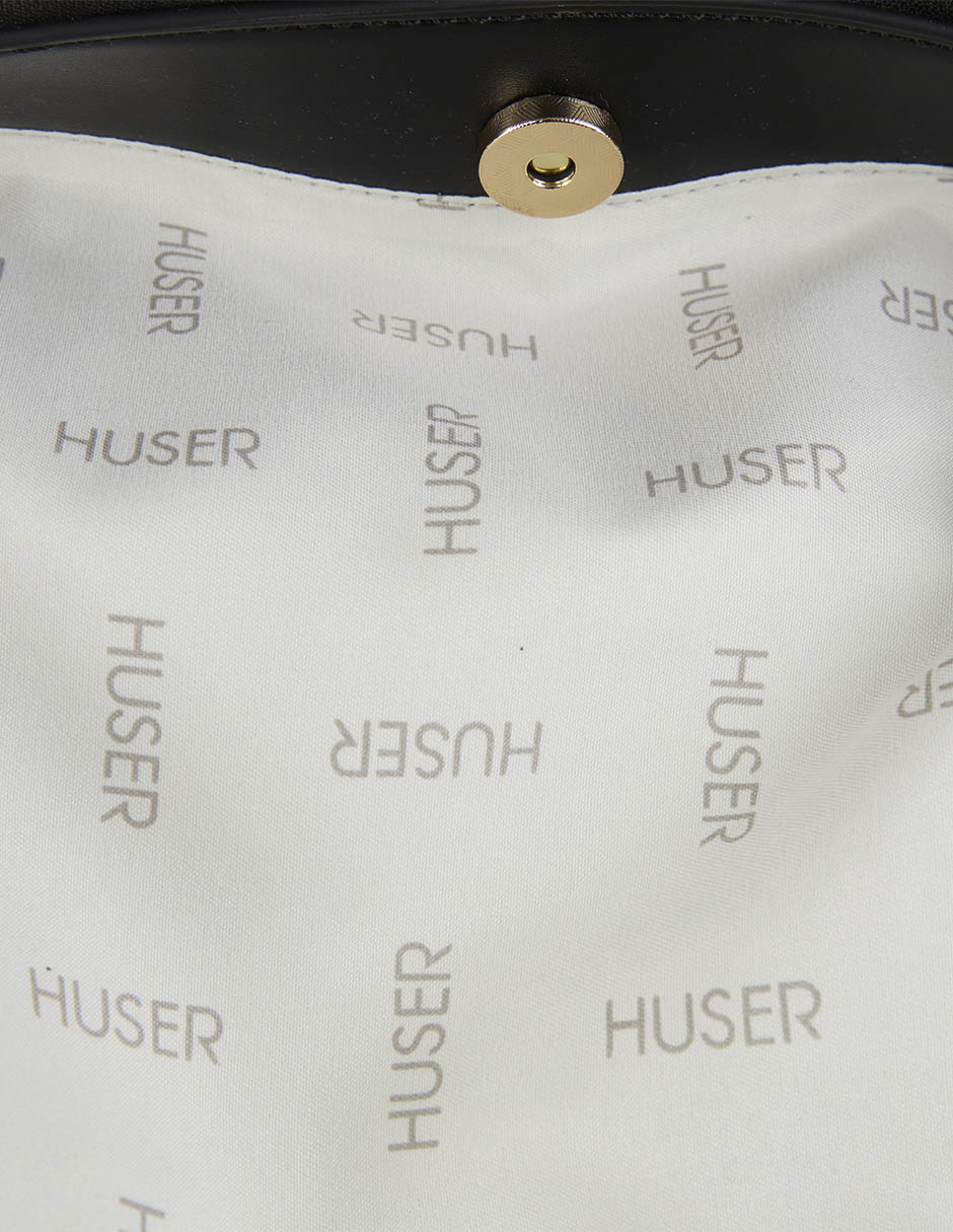 SATCHEL HUSER, NEGRO